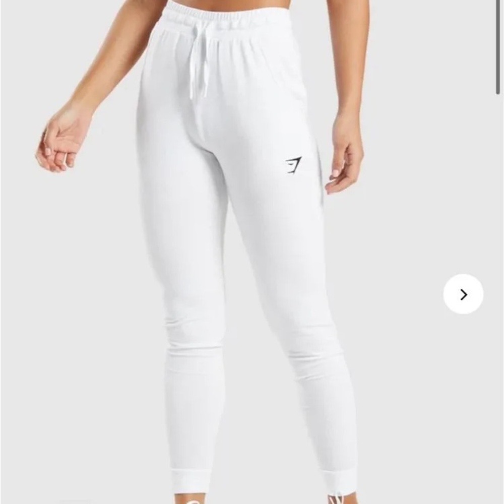 SOLD ON DEPOP🫶🏼 - GYMSHARK - Pippa Training Joggers - White
